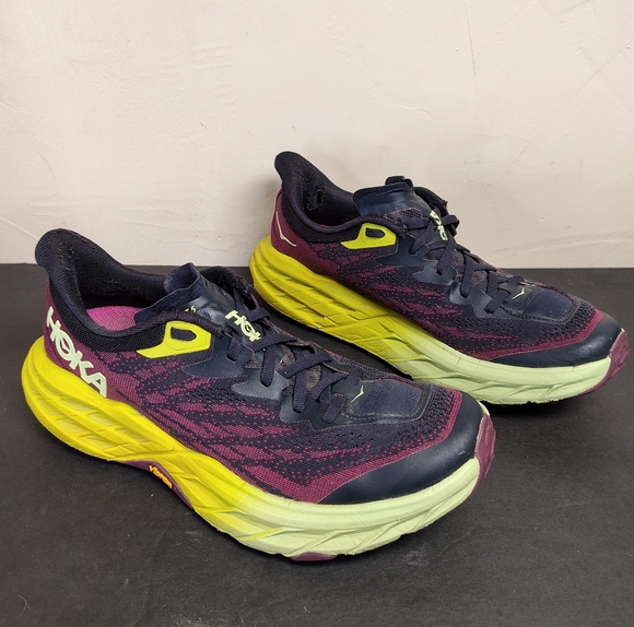 Hoka Shoes - Hoka One Speedgoat 5 Womens Size 8
